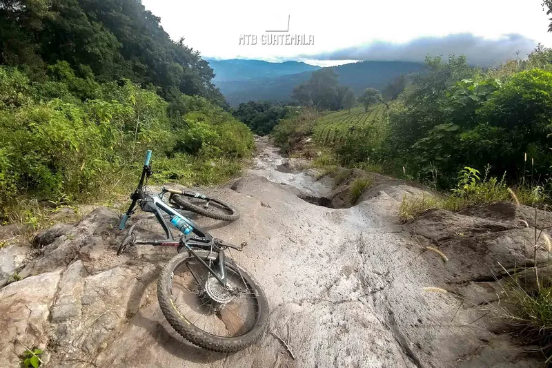 Agua Enduro